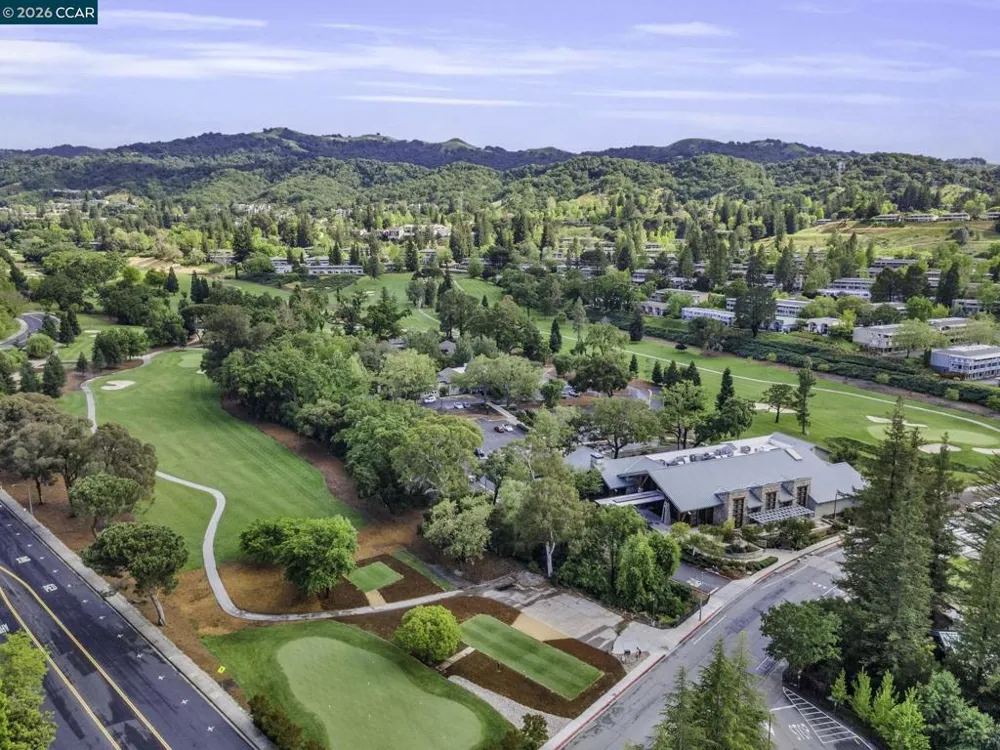 1349 Running Springs Rd #4 Walnut Creek, CA 94595