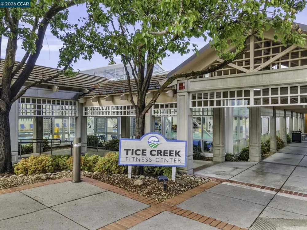1349 Running Springs Rd #4 Walnut Creek, CA 94595