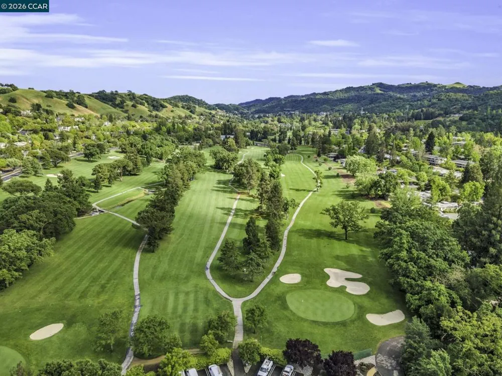 1349 Running Springs Rd #4 Walnut Creek, CA 94595