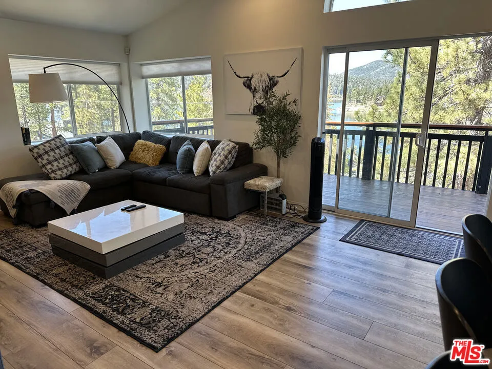 772 Cove Drive Big Bear, CA 92315