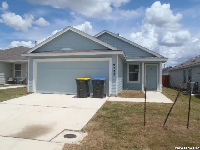 9229 Luciano Pl Seguin, TX 78155