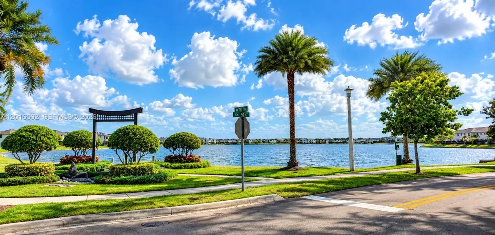 16012 NW 91st Ct Miami Lakes, FL 33018