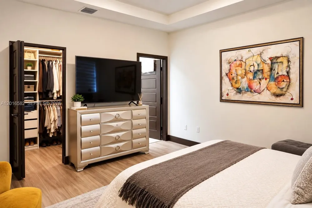 16012 NW 91st Ct Miami Lakes, FL 33018