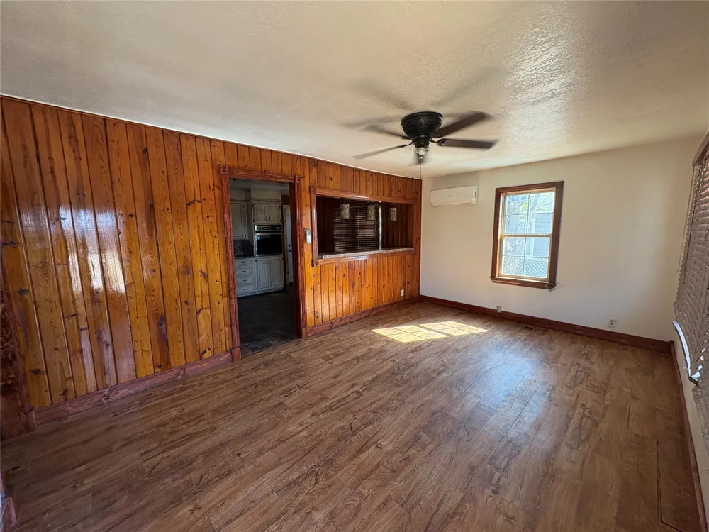 107 Walker Bokchito, OK 74726