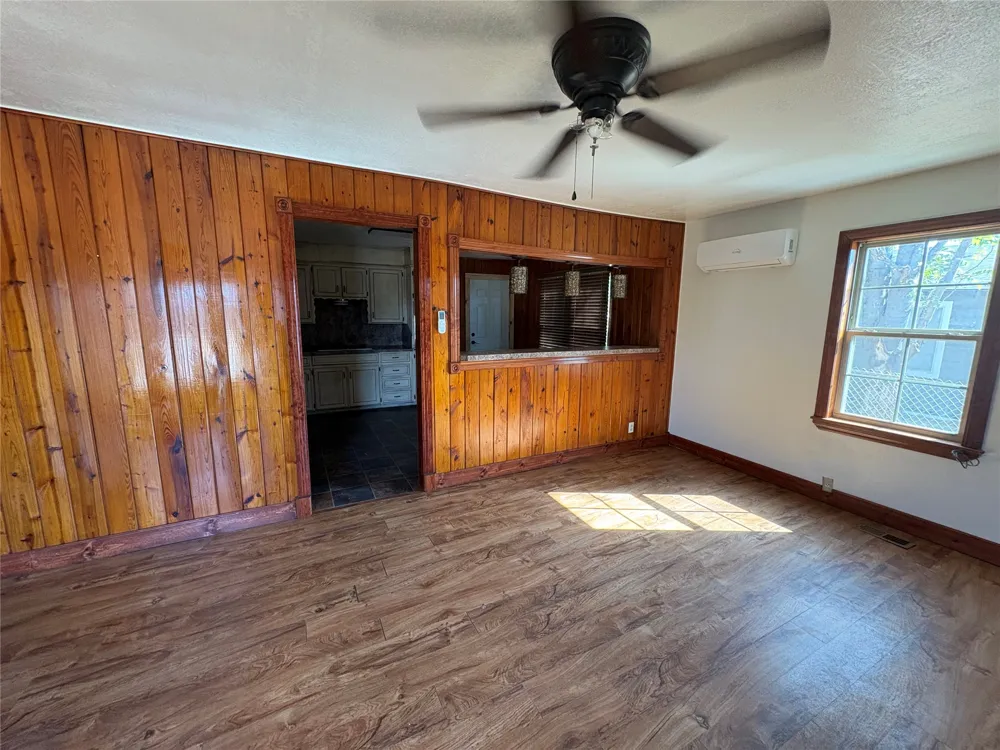 107 Walker Bokchito, OK 74726