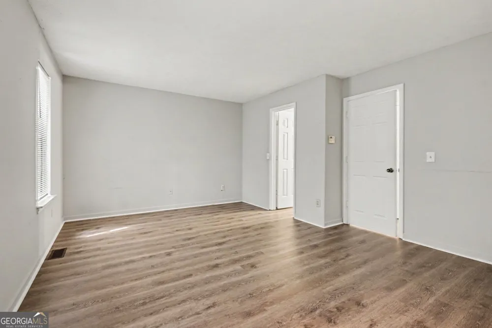 2058 Charter LN Lithonia, GA 30058