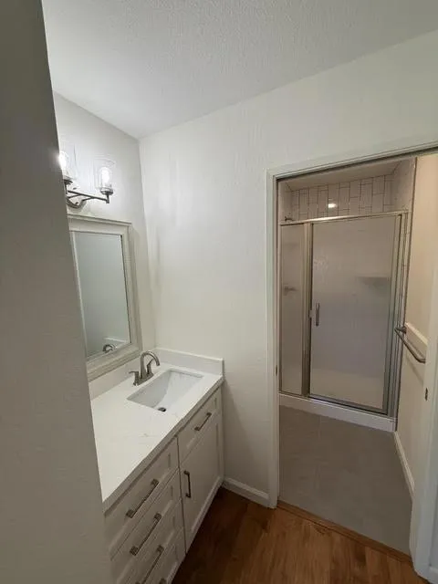 20268 Northwest Square Cupertino, CA 95014