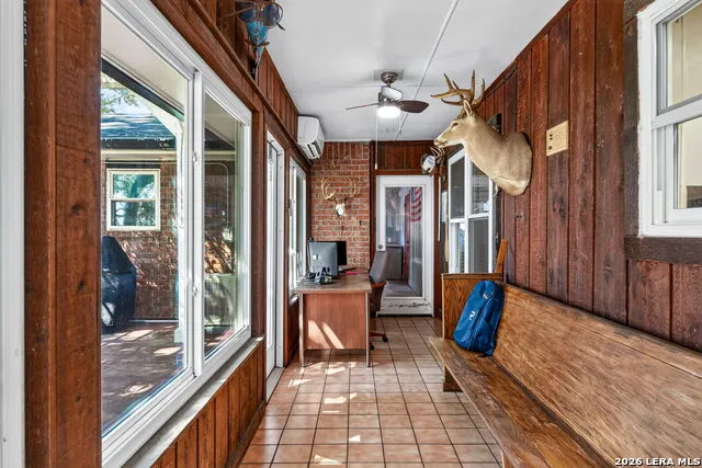1205 YELLOWSTONE ST Pleasanton, TX 78064