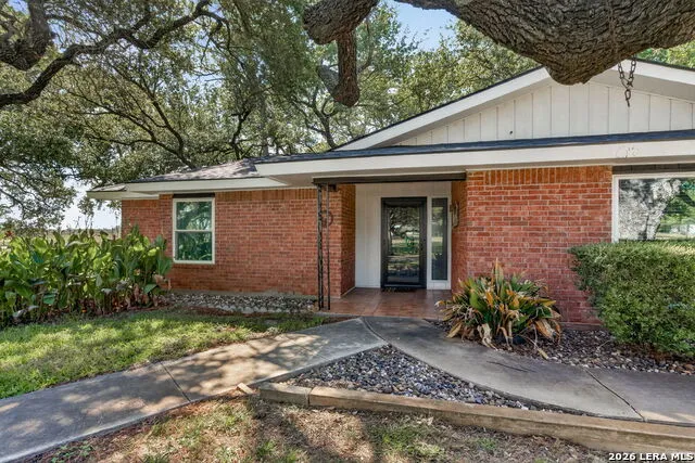 1205 YELLOWSTONE ST Pleasanton, TX 78064