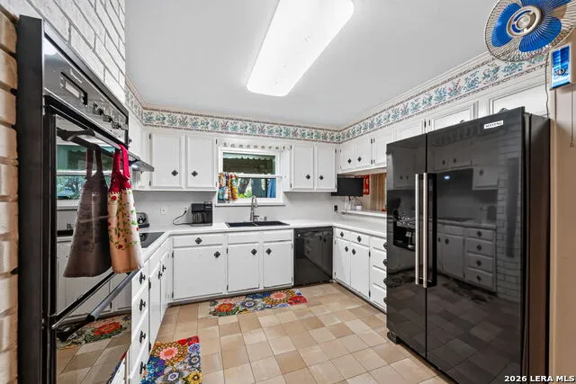 1205 YELLOWSTONE ST Pleasanton, TX 78064