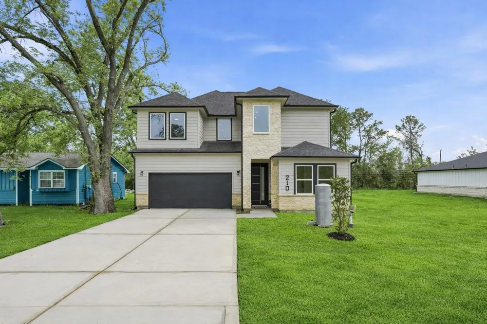 210 Big Deer Drive Crosby, TX 77532