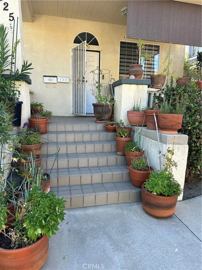 125 Marguerita Alhambra, CA 91801