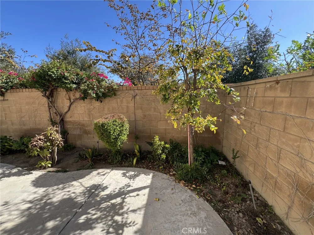 2782 E Thompson Ontario, CA 91762