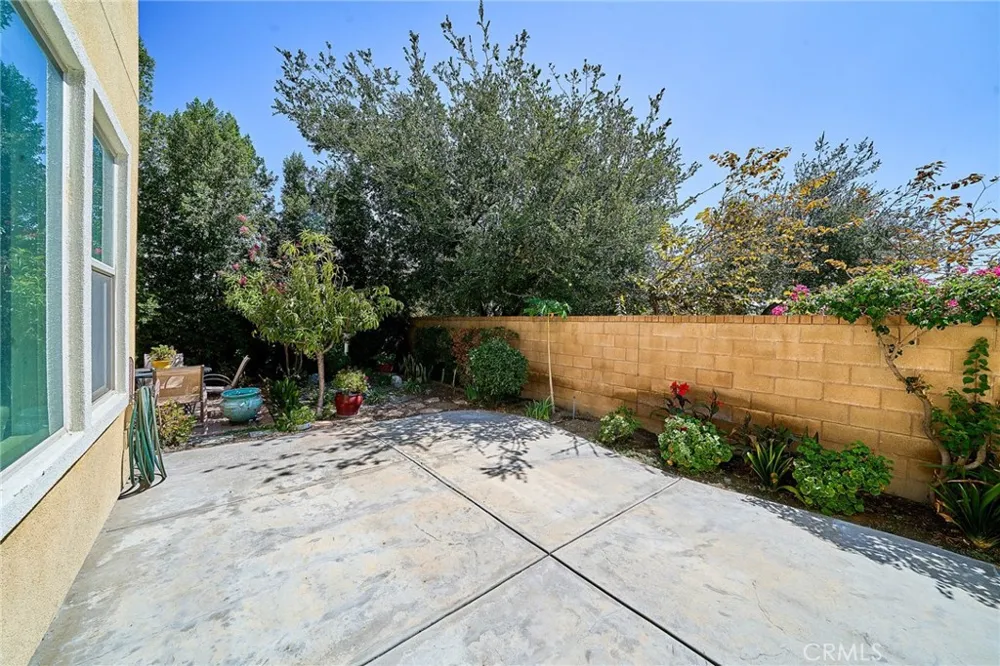 2782 E Thompson Ontario, CA 91762