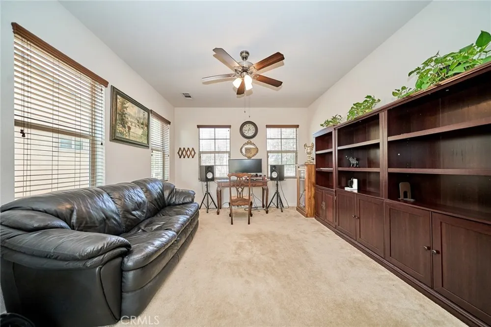 2782 E Thompson Ontario, CA 91762