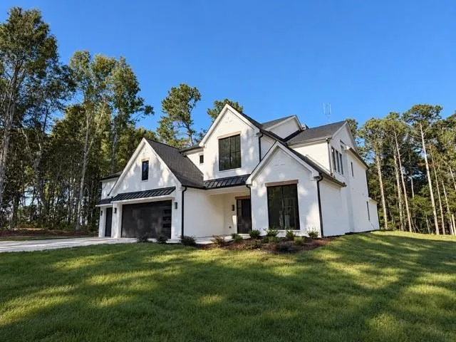 125 Manger Avenue W Bethlehem, GA 30620