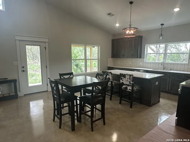 2379 COUNTY ROAD 185 Karnes City, TX 78118