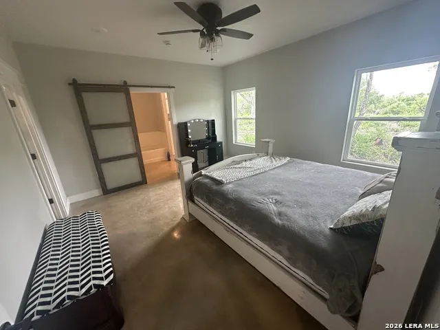 2379 COUNTY ROAD 185 Karnes City, TX 78118