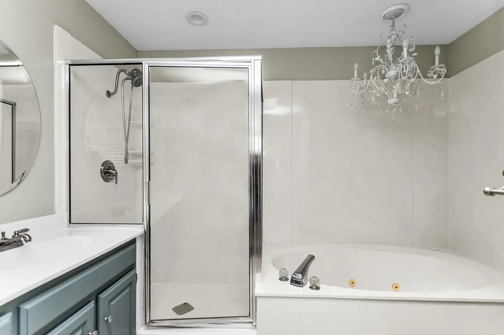 1909 Highland Park Circle Denton, TX 76205