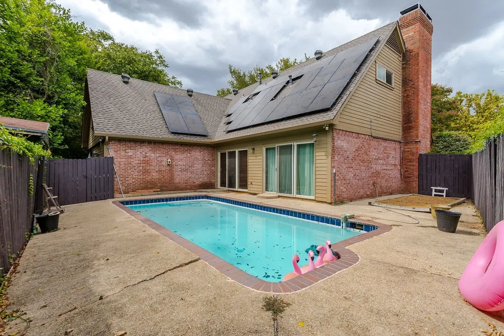 1909 Highland Park Circle Denton, TX 76205