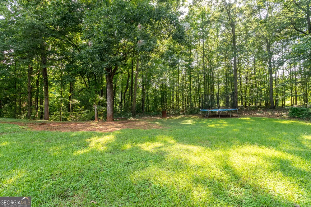 1537 Cardinal LN Winder, GA 30680