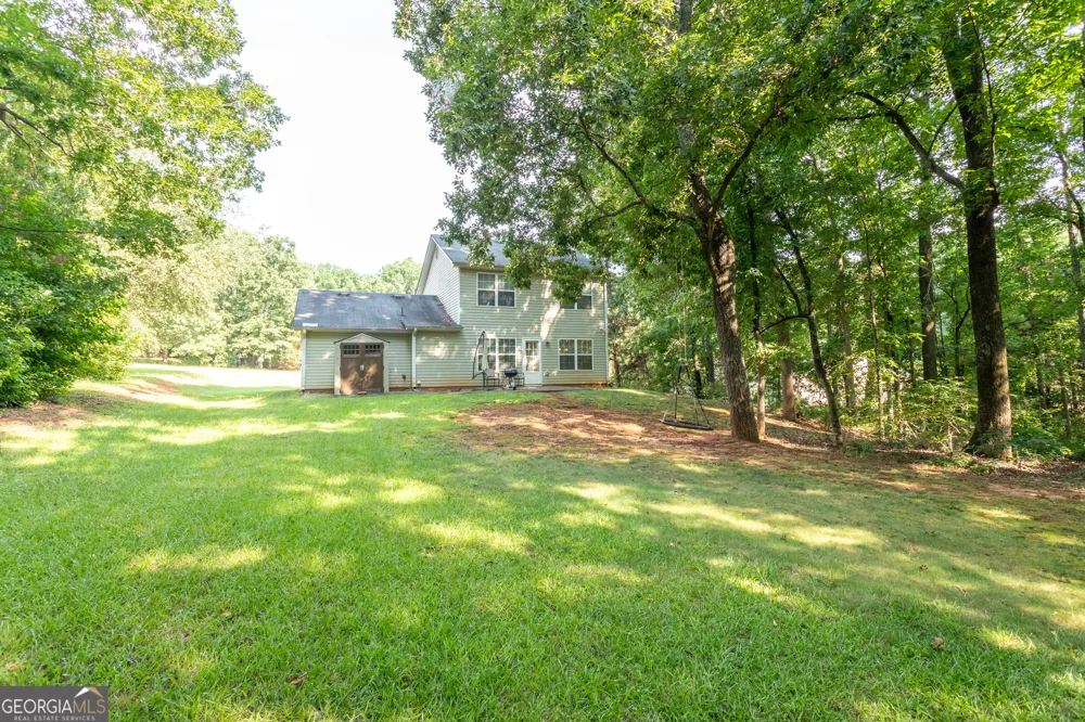 1537 Cardinal LN Winder, GA 30680