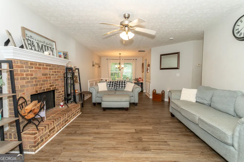 1537 Cardinal LN Winder, GA 30680