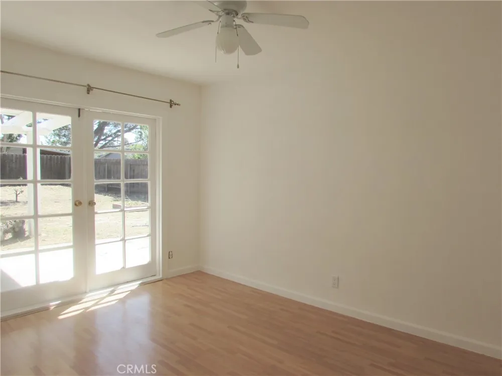 10116 Owensmouth Chatsworth, CA 91311