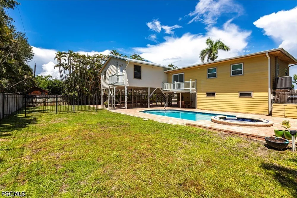 Allen Way Fort Myers, FL 33908