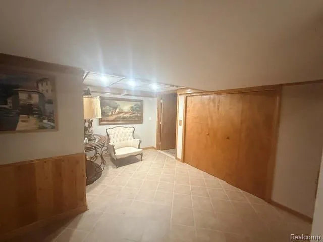 4832 Colony Court Warren City, MI 48091