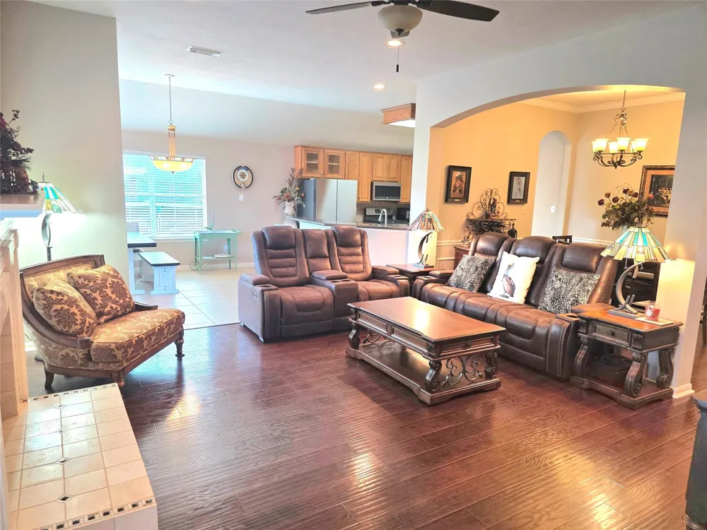 220 April Waters Drive W Montgomery, TX 77356