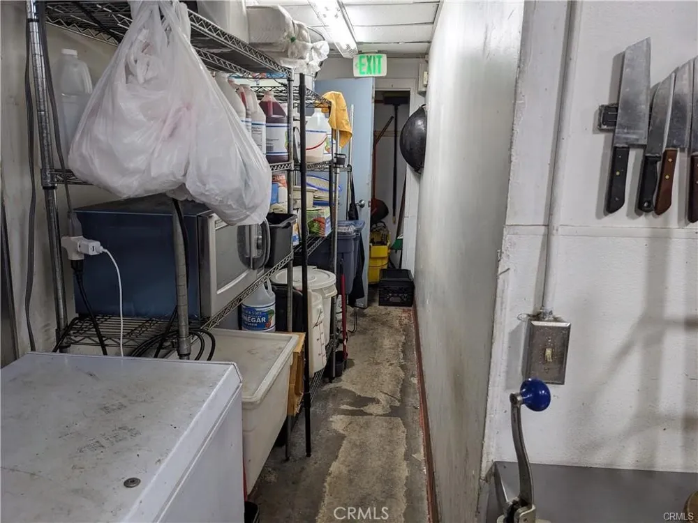 680 Los Robles Avenue Pasadena, CA 91101