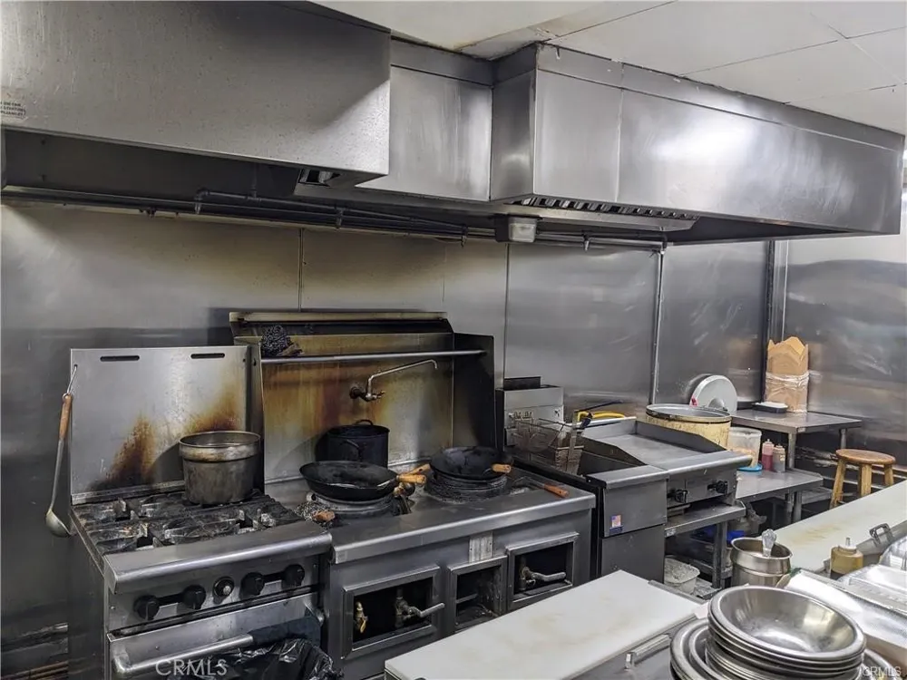 680 Los Robles Avenue Pasadena, CA 91101