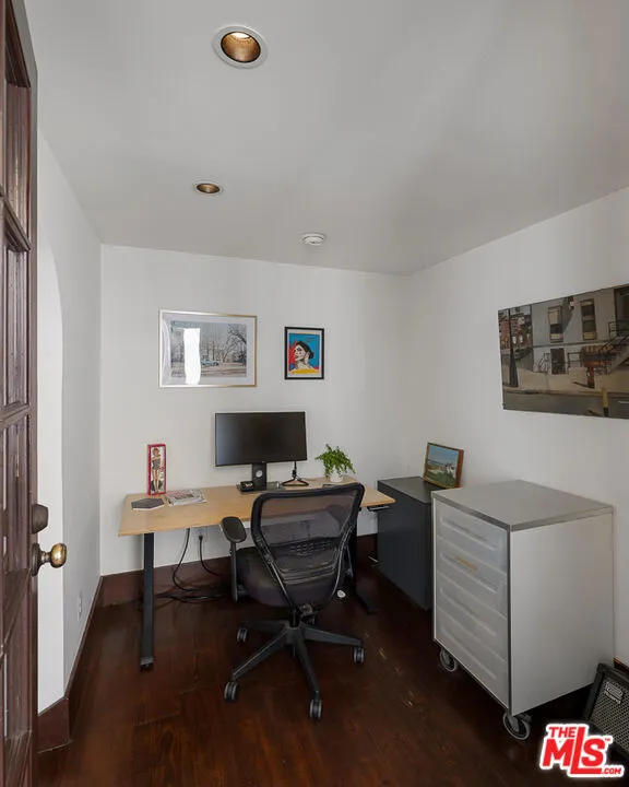 1633 Lemoyne Street Los Angeles, CA 90026