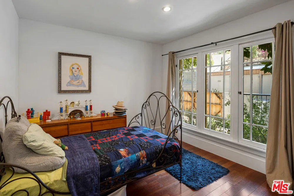 1633 Lemoyne Street Los Angeles, CA 90026