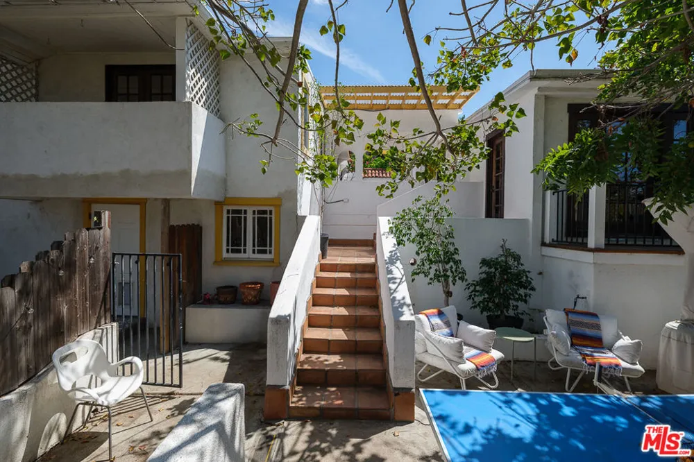 1633 Lemoyne Street Los Angeles, CA 90026