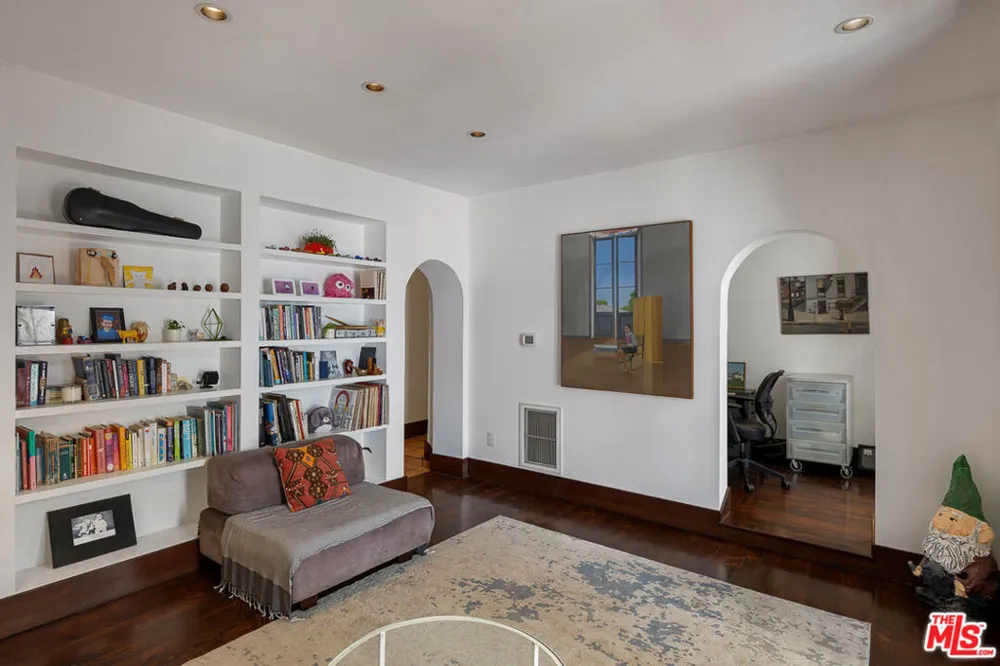 1633 Lemoyne Street Los Angeles, CA 90026