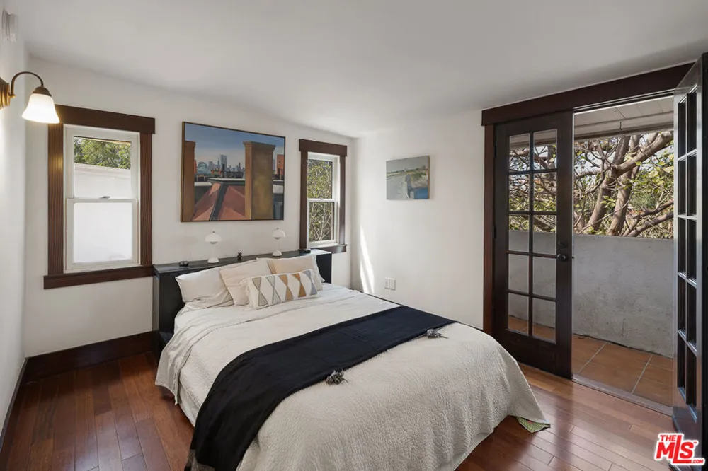 1633 Lemoyne Street Los Angeles, CA 90026
