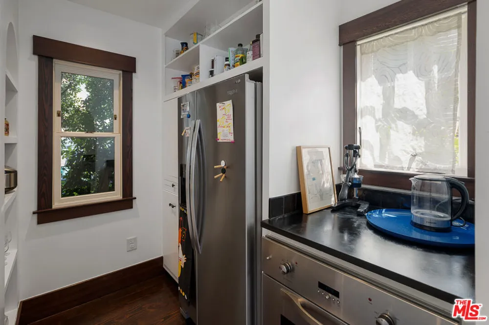 1633 Lemoyne Street Los Angeles, CA 90026