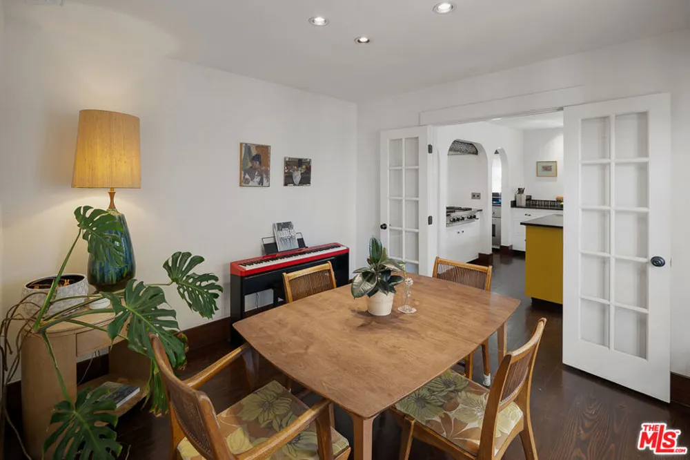 1633 Lemoyne Street Los Angeles, CA 90026