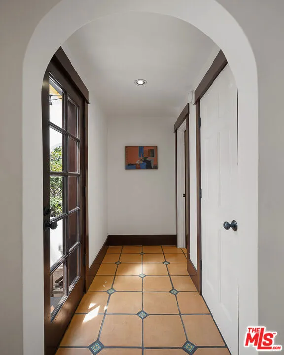 1633 Lemoyne Street Los Angeles, CA 90026