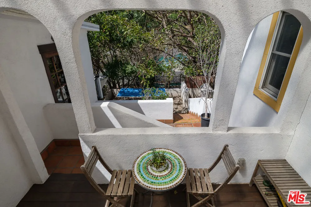 1633 Lemoyne Street Los Angeles, CA 90026