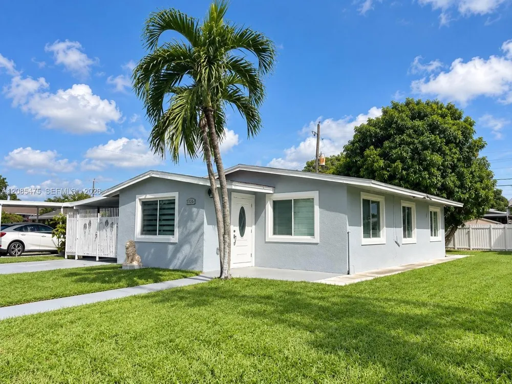 871 SE 4th Pl Hialeah, FL 33010