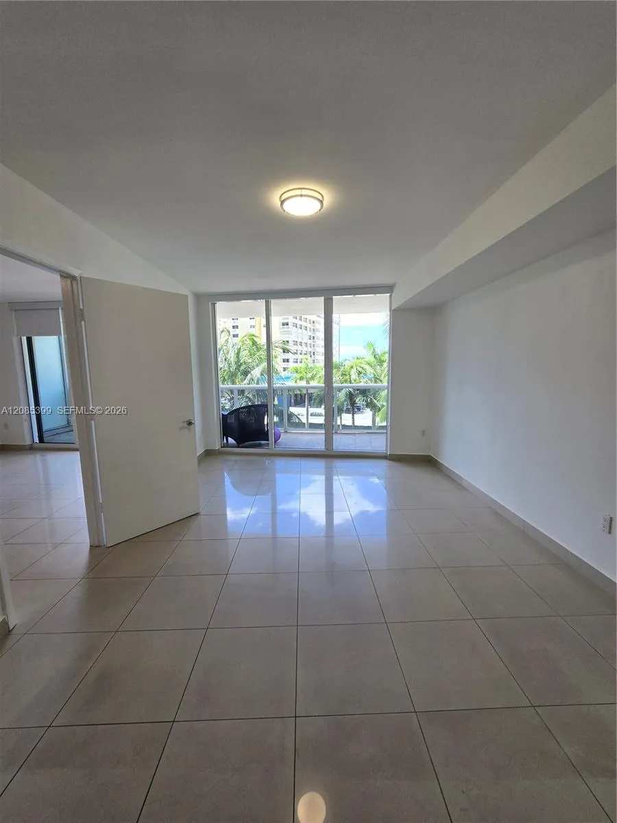 1800 S Ocean Dr #409 Hallandale Beach, FL 33009