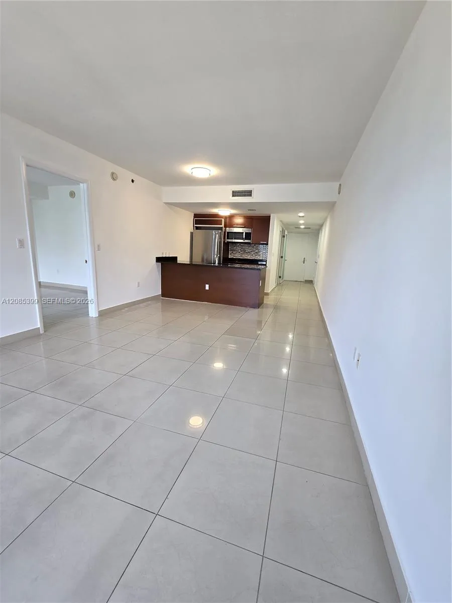 1800 S Ocean Dr #409 Hallandale Beach, FL 33009