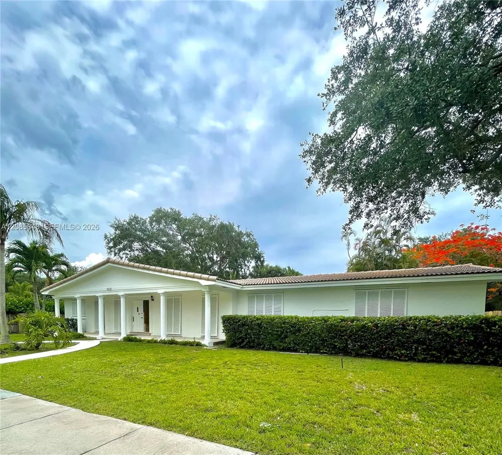 14321 SW 77th Ave Palmetto Bay, FL 33158