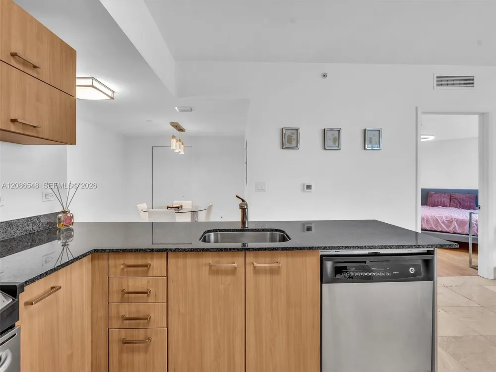 350 S Miami Ave #3605 Miami, FL 33130