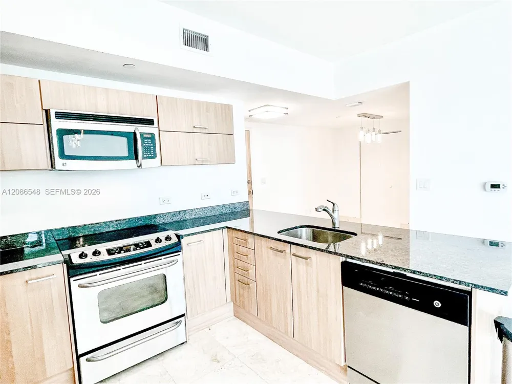 350 S Miami Ave #3605 Miami, FL 33130