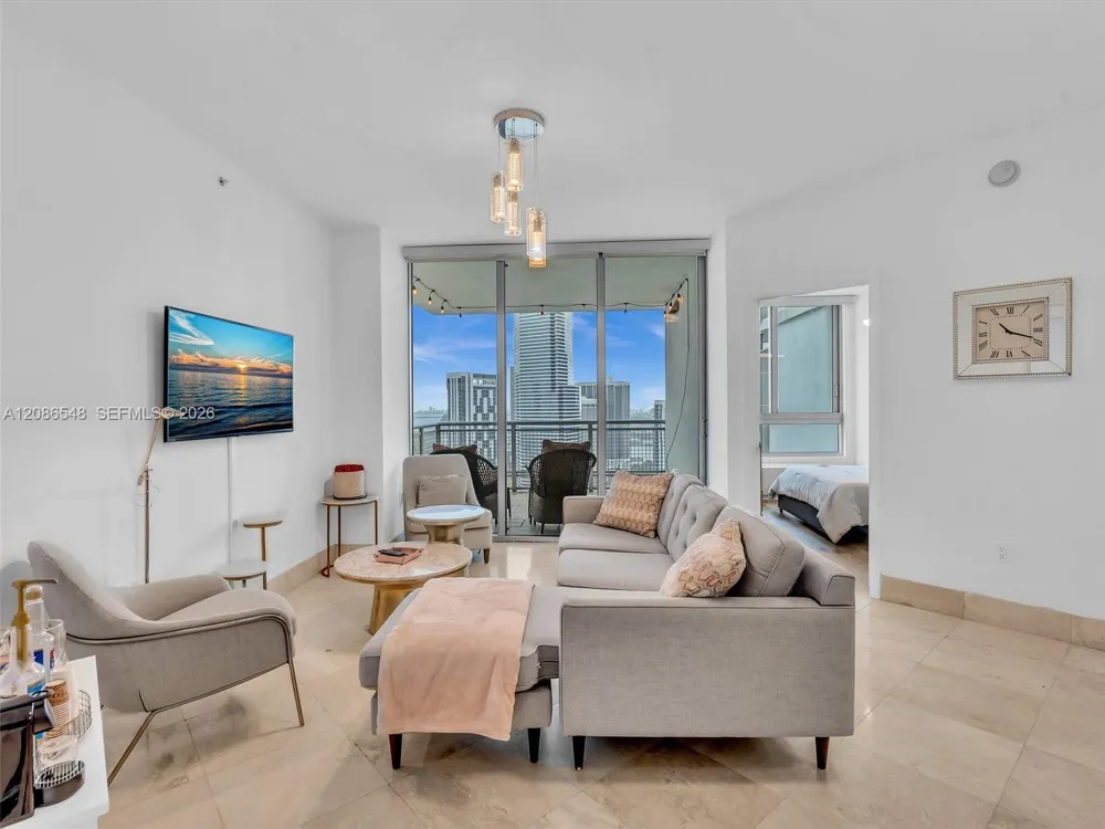 350 S Miami Ave #3605 Miami, FL 33130