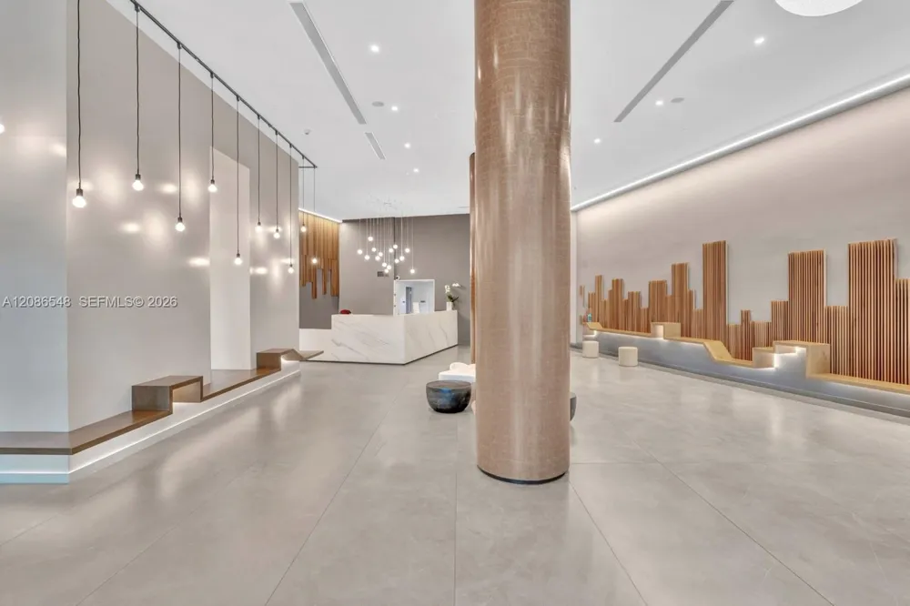 350 S Miami Ave #3605 Miami, FL 33130